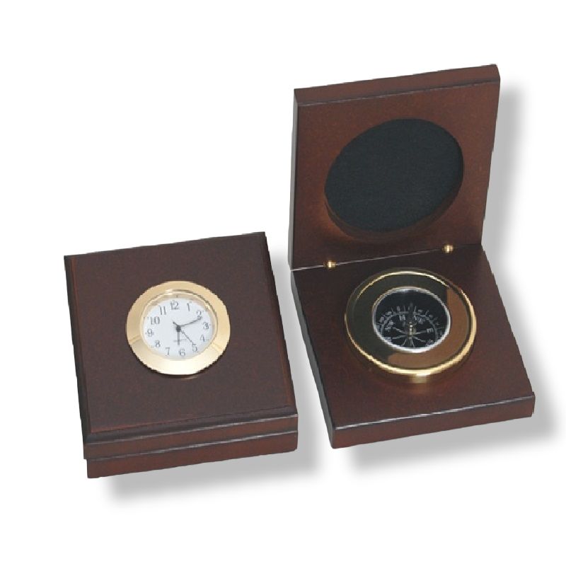Μαγνητική Πυξίδα Μπρούτζινη Με Ρολόι Σε Ξύλινη Θήκη 8,5x8,5cm